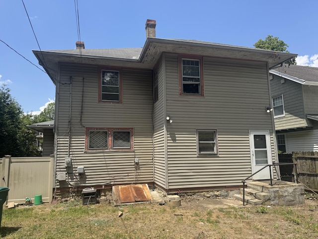 1108 N Fountain Blvd, Springfield, OH 45504 - back of property with a chimney