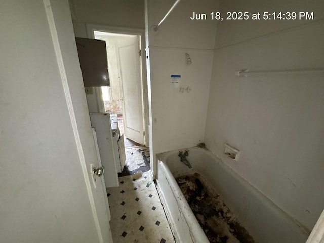 542 N Main St, Ada, OH 45810 - full bathroom with a bath