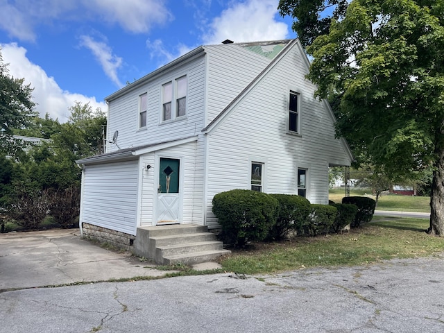 Listing photo 3 for 520 E Sandusky Ave, Bellefontaine OH 43311