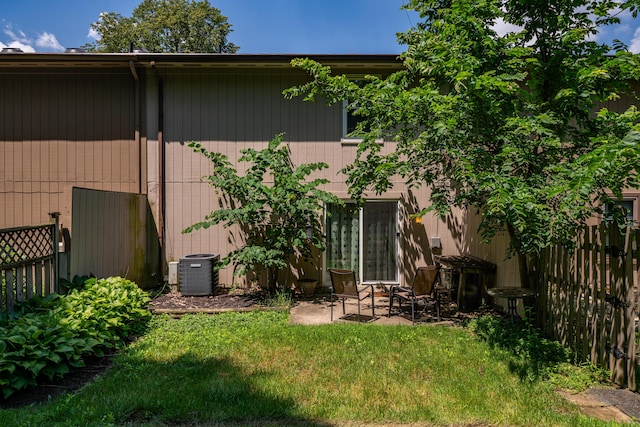 4321 Frontenac Dr, Beavercreek, OH 45440 - rear view of property