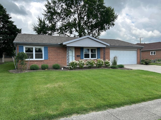 1127 Robin Rd, Saint Marys, OH 45885 - photo 1