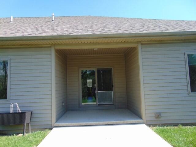 615 N Spruce St, Saint Marys, OH 45885 - photo 26