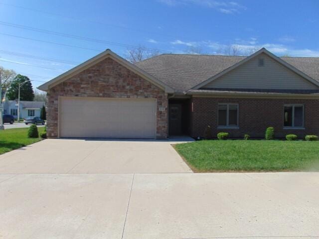 615 N Spruce St, Saint Marys, OH 45885 - photo 1