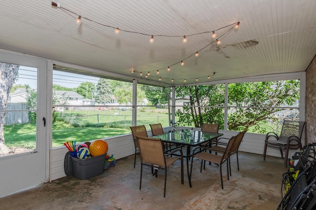730 Maplecrest Dr, Troy, OH 45373 - sunroom featuring outdoor dining space