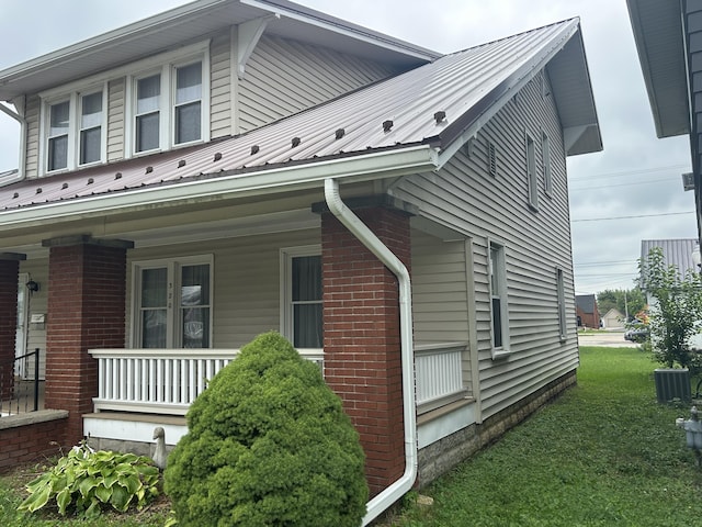 320 E Livingston St, Celina, OH 45822 - photo 4