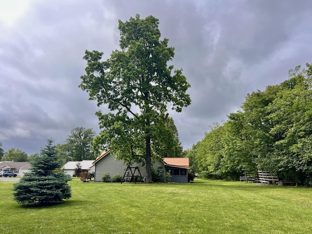 224 Oakcrest Ct, Russells Point, OH 43348 - view of green lawn