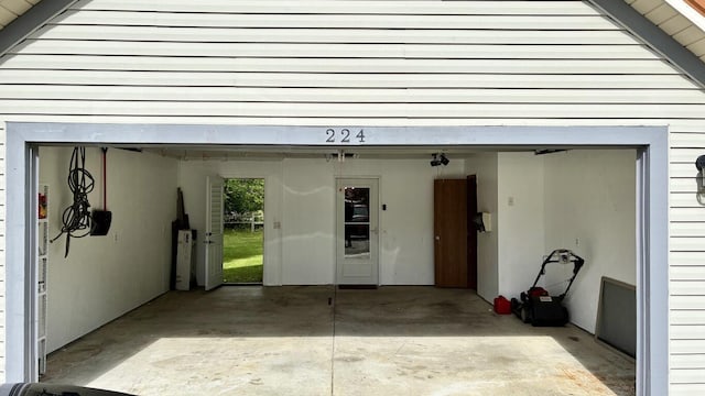 224 Oakcrest Ct, Russells Point, OH 43348 - view of garage