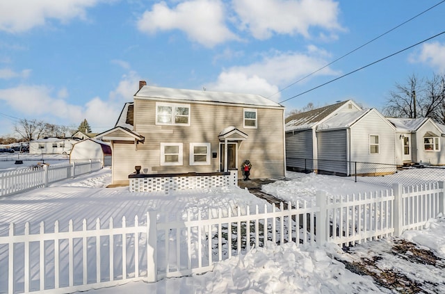 view of front of property