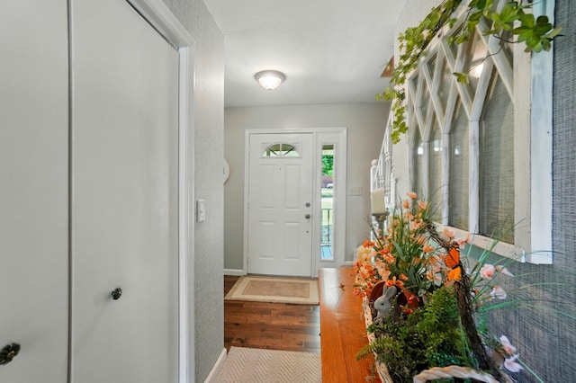 115 Deer Run Rd, Urbana, OH 43078 - foyer entrance featuring baseboards and wood finished floors