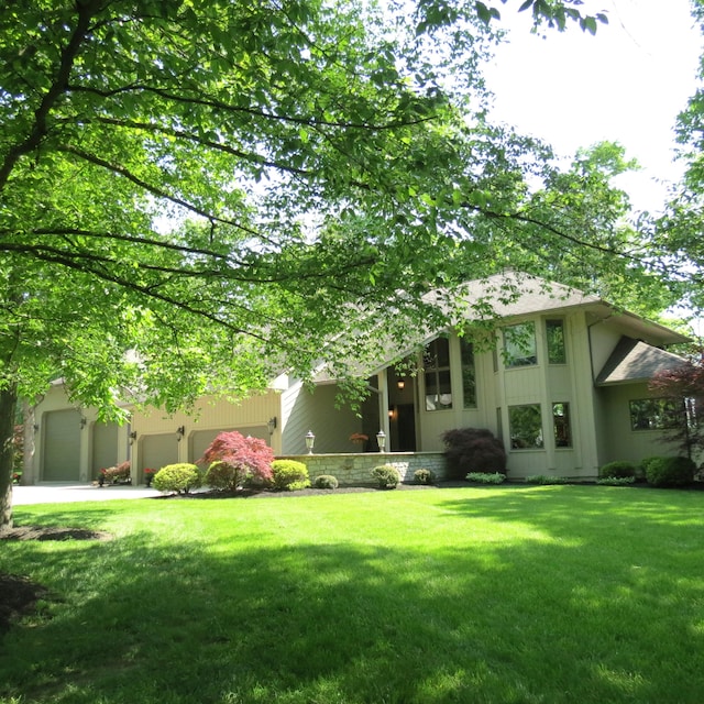 10207 Oak Creek Dr, Sidney, OH 45365 - photo 2