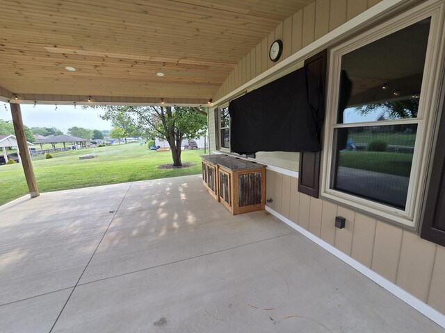 6708 Hillside Ct, Celina, OH 45822 - view of patio
