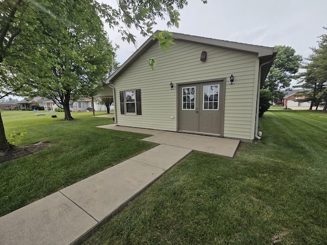 6708 Hillside Ct, Celina, OH 45822 - back of house featuring a yard