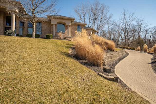 exterior space featuring a lawn