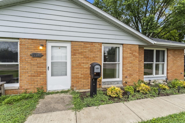 1215 W Lake Ave, New Carlisle, OH 45344 - photo 4