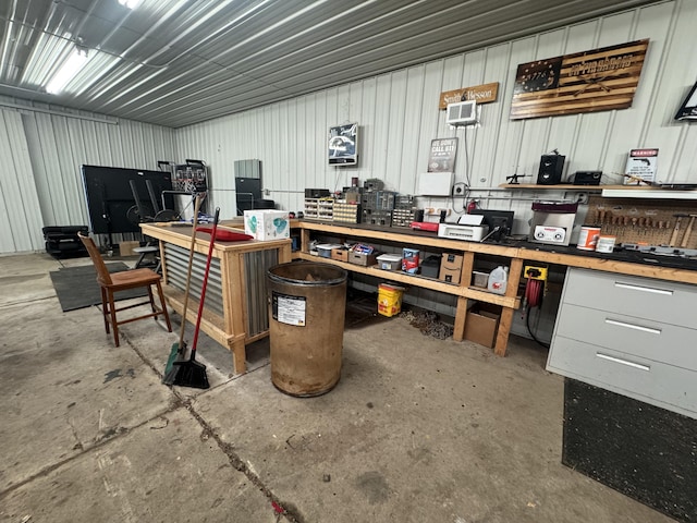 18866 Weimert School Rd, Wapakoneta, OH 45895 - garage with a workshop area
