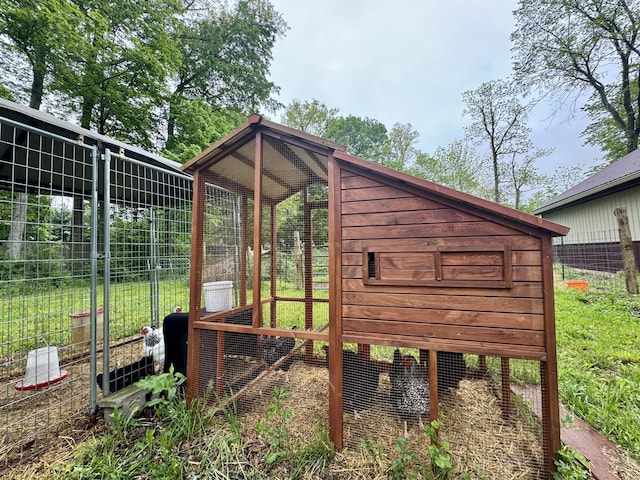 18866 Weimert School Rd, Wapakoneta, OH 45895 - view of poultry coop