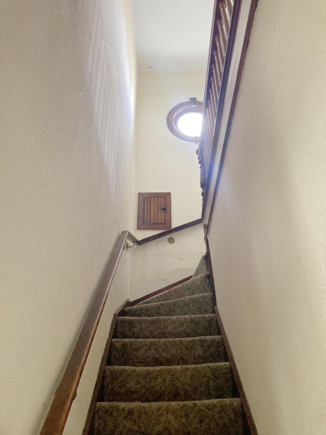 119 E Orchard St, West Manchester, OH 45382 - staircase with baseboards