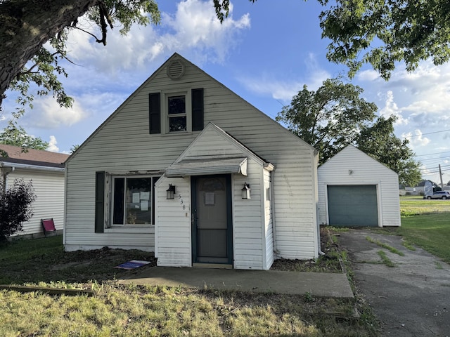 538 Touvelle St, Celina, OH 45822 - view of front of property with an outdoor structure and driveway