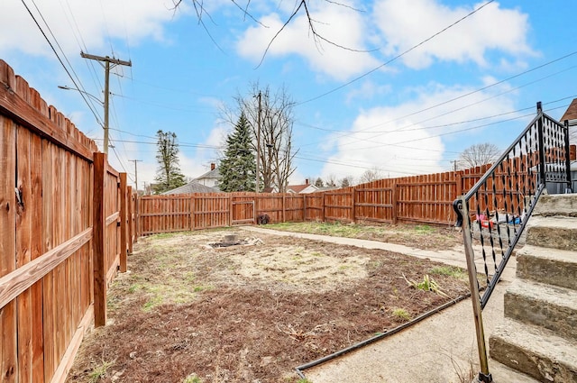 view of yard featuring a fenced backyard