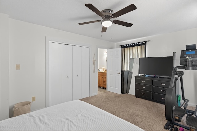 1814 Kingsbury Dr, Saint Marys, OH 45885 - bedroom featuring light colored carpet, a closet, and ceiling fan