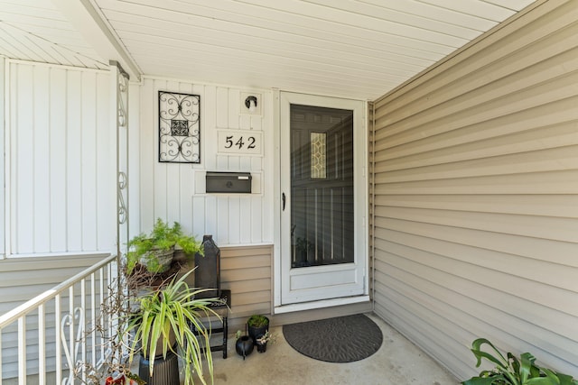 542 Lohnes Dr, Fairborn, OH 45324 - doorway to property