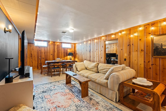 542 Lohnes Dr, Fairborn, OH 45324 - living room with wood walls