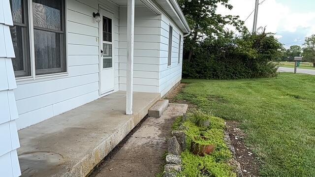 9050 N State Route 49, Greenville, OH 45331 - view of grassy yard