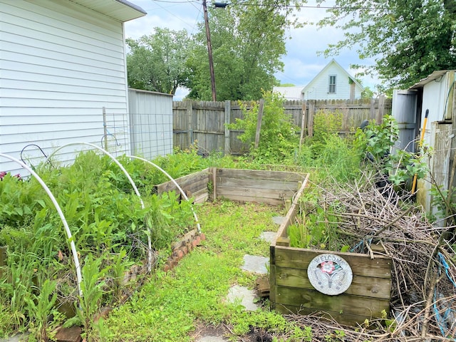 116 N Mill St, De Graff, OH 43318 - view of yard featuring a garden