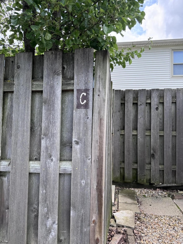 1008 Manor Ln Unit C, Columbus, OH 43221 - exterior view