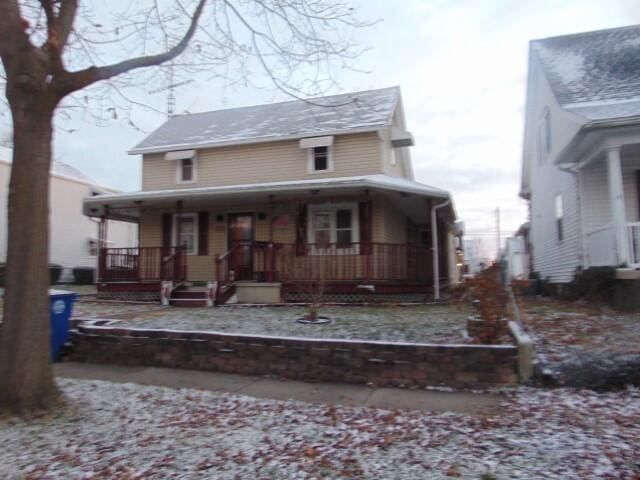 view of front of house with a porch