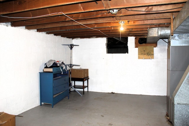 view of unfinished basement