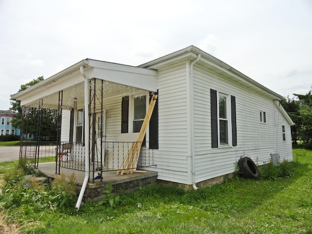 203 N Koke St, De Graff, OH 43318 - back of house