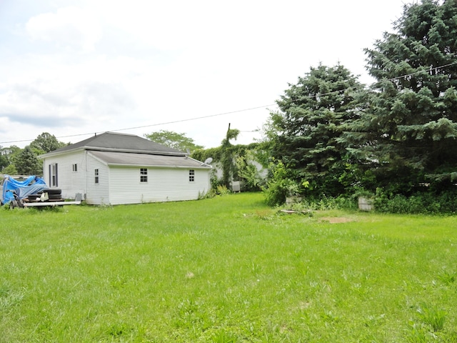 203 N Koke St, De Graff, OH 43318 - view of yard