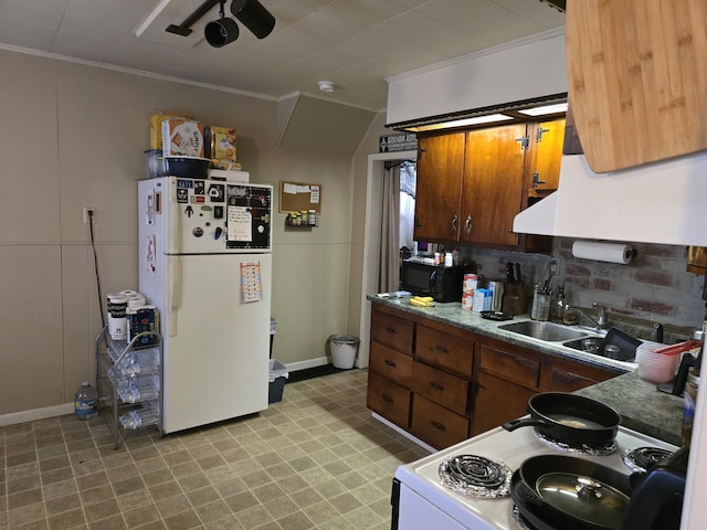 324 N Detroit St, Bellefontaine, OH 43311 - photo 24