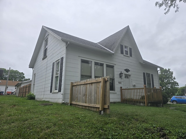 324 N Detroit St, Bellefontaine, OH 43311 - photo 4