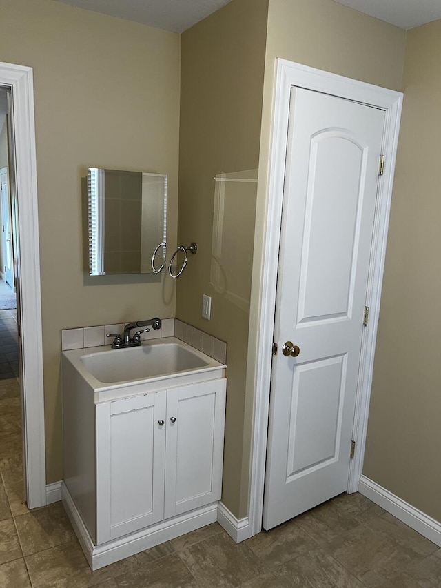105 Tayside Ct, Jackson Center, OH 45334 - photo 15