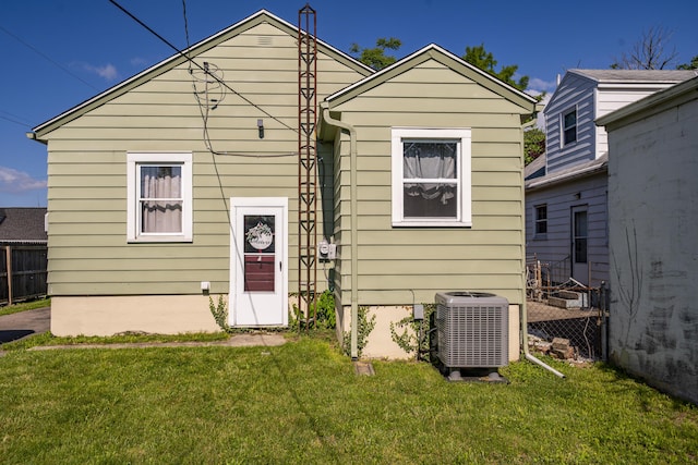 1920 Coventry Rd, Dayton, OH 45420 - view of front of house featuring central AC unit