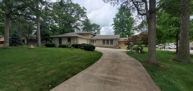 16225 Nottingham Dr, Wapakoneta, OH 45895 - photo 3