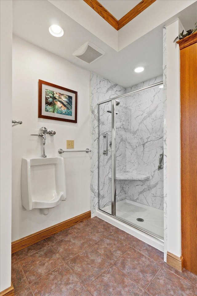 full bath with recessed lighting, baseboards, visible vents, and a marble finish shower