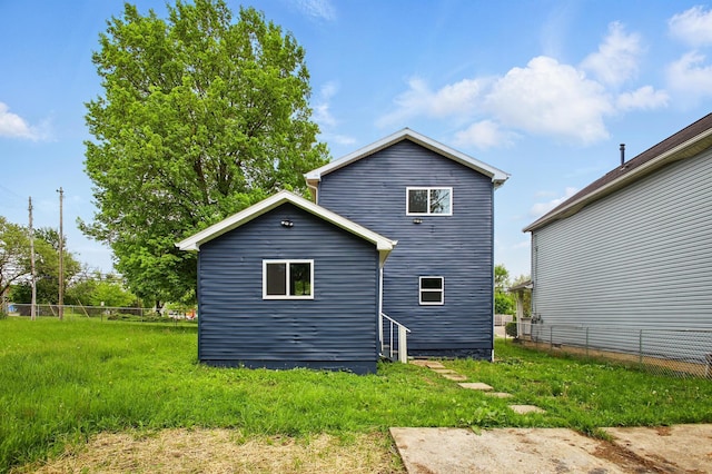 925 E St, Springfield, OH 45505 - view of back of house