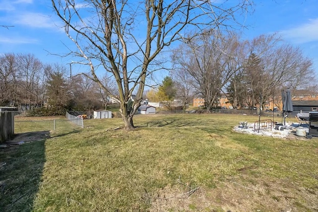 view of yard featuring fence