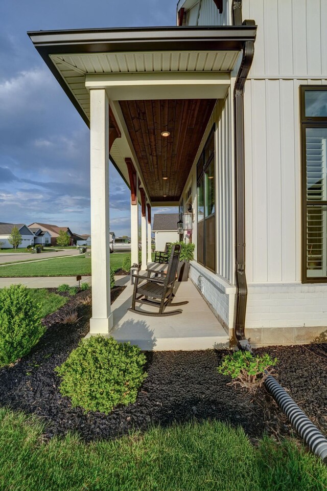 2737 Executive Dr, Troy, OH 45373 - view of porch