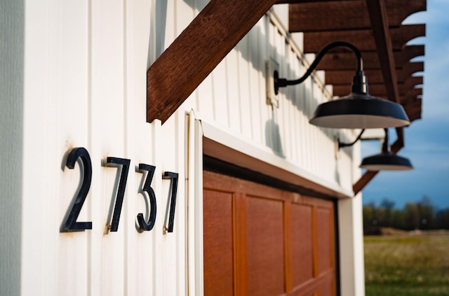 2737 Executive Dr, Troy, OH 45373 - exterior view