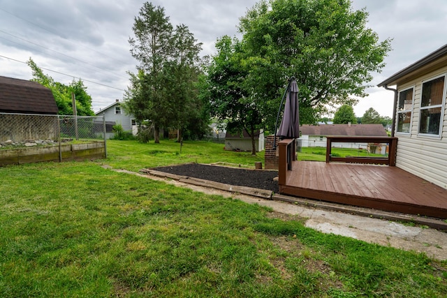 317 S Miami Ave, Xenia, OH 45385 - view of yard featuring a deck