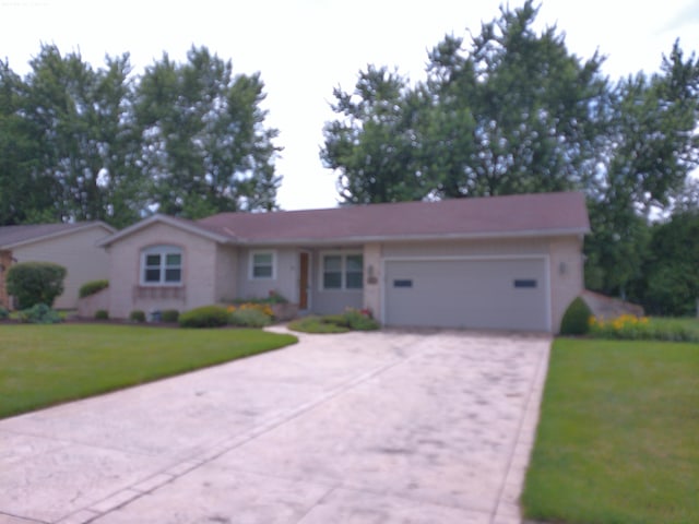 411 Canal St, New Bremen, OH 45869 - photo 1