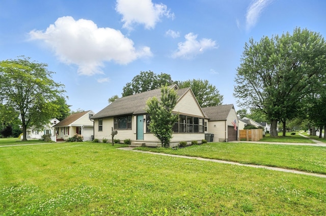 215 Blackburn Dr, Lima, OH 45805 - photo 2