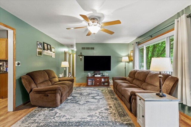 509 Woodland Dr, Bellefontaine, OH 43311 - photo 10