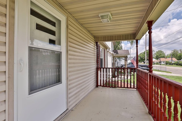 1639 S Burnett Rd, Springfield, OH 45505 - photo 2