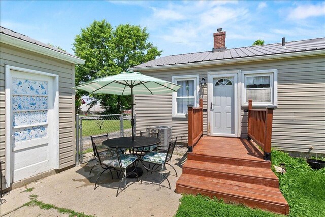 404 E Lake Ave, Bellefontaine, OH 43311 - photo 24