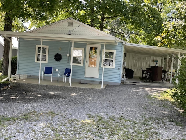 view of front of property